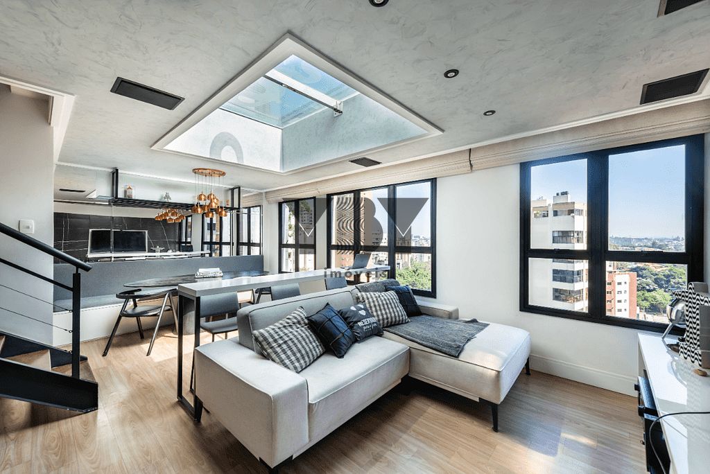 Cobertura à venda com 1 quarto, 140m² - Foto 1