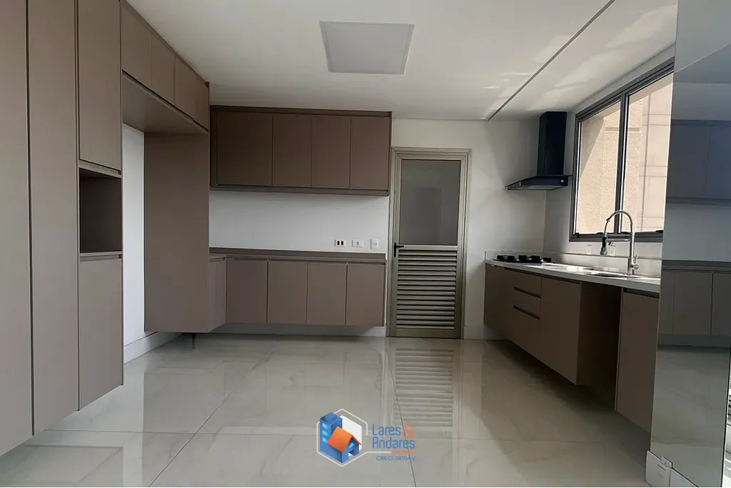 Apartamento, 3 quartos, 252 m² - Foto 36