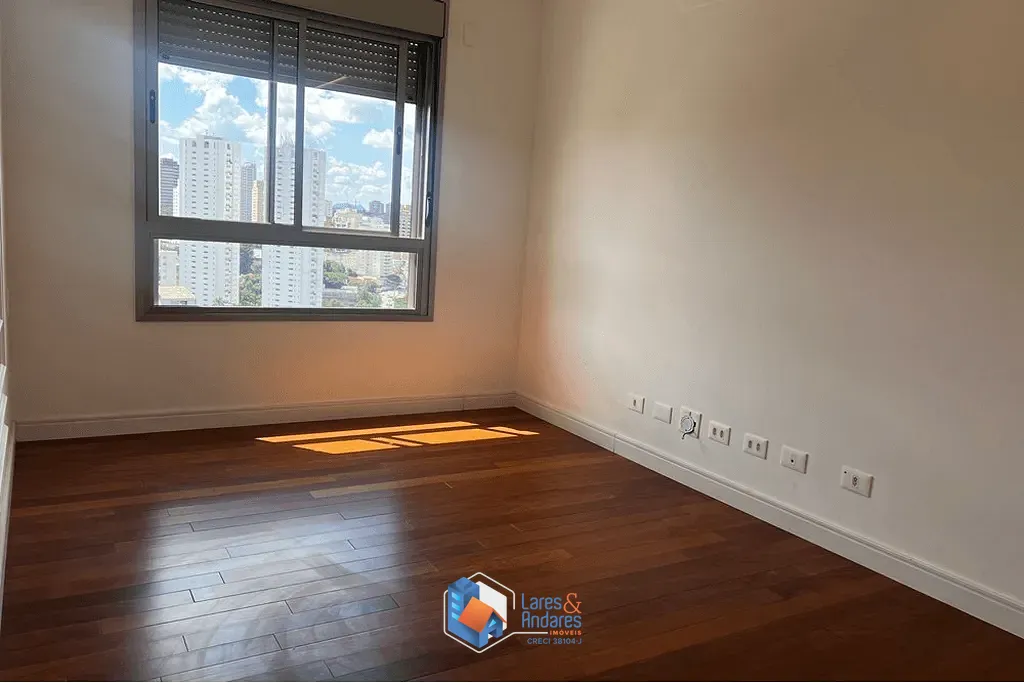 Apartamento, 3 quartos, 252 m² - Foto 2