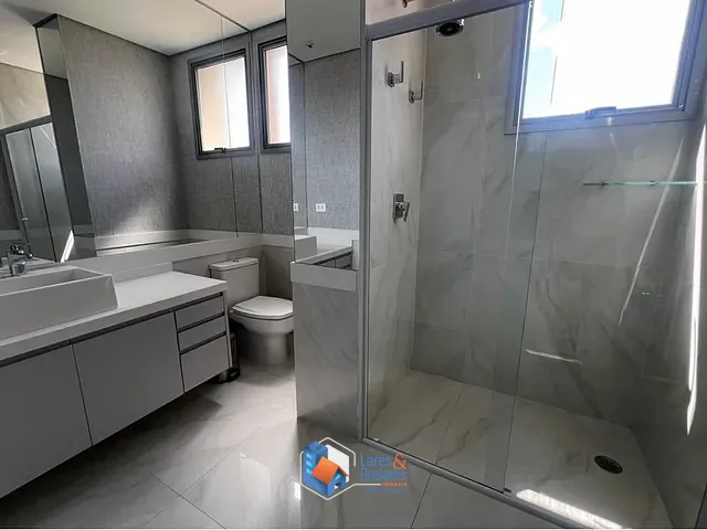 Apartamento 3 quartos e 6 banheiros, à venda, no bairro Real Parque em São Paulo
