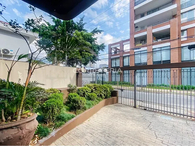 Apartamento 1 quarto e 1 banheiro, à venda, no bairro Itaim Bibi em São Paulo