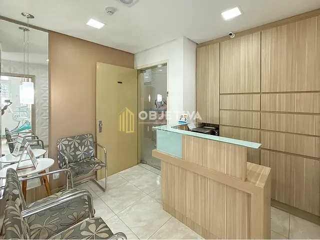 Sala à venda, no bairro Centro em Canoas
