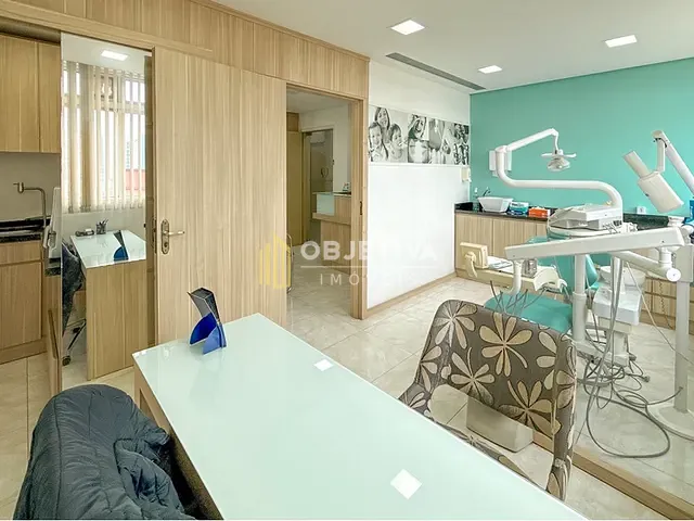 Sala à venda, no bairro Centro em Canoas