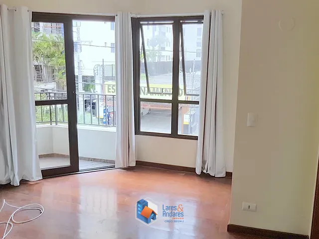 Apartamento 1 quarto e 1 banheiro, à venda, no bairro Vila Nova Conceição em São Paulo