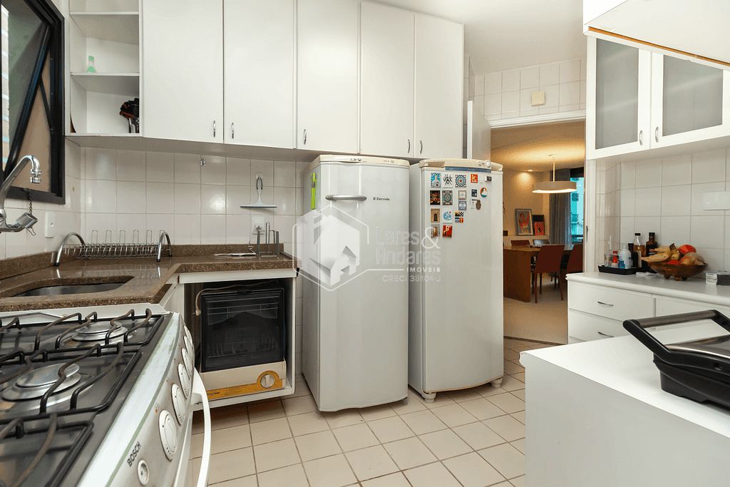 Apartamento à venda com 3 quartos, 120m² - Foto 35