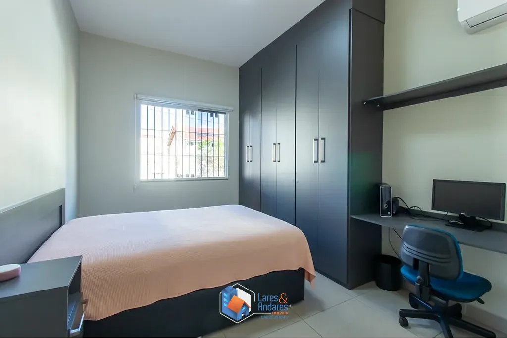 Casa, 3 quartos, 210 m² - Foto 9