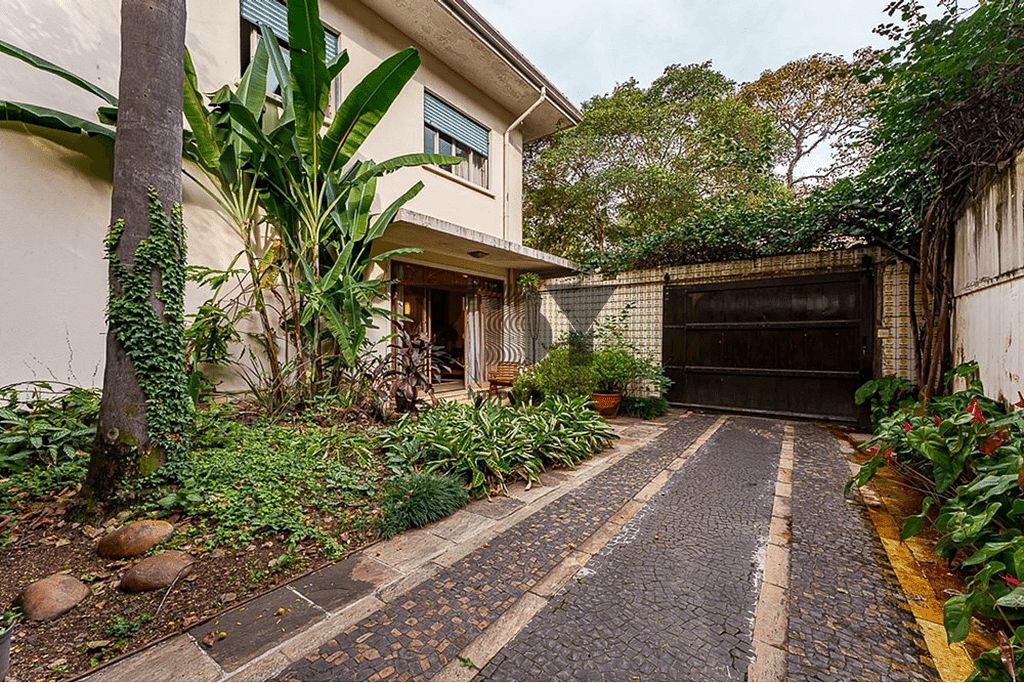 Casa à venda com 3 quartos, 320m² - Foto 38