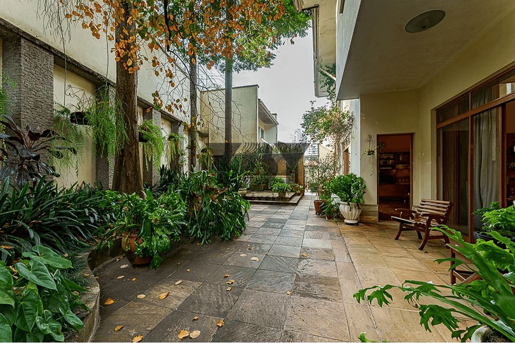 Casa à venda com 3 quartos, 320m² - Foto 39