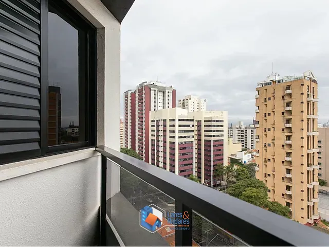 Apartamento 1 quarto e 2 banheiros, à venda, no bairro Vila Madalena em São Paulo