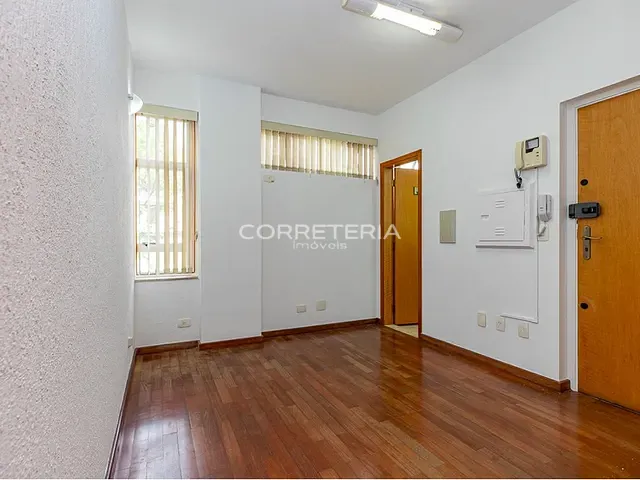 Sala à venda, no bairro Alto da Boa Vista em São Paulo
