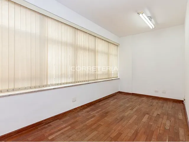 Sala à venda, no bairro Alto da Boa Vista em São Paulo