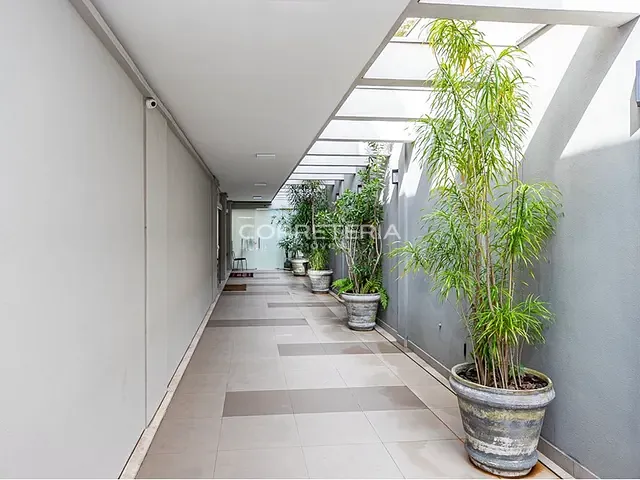 Sala à venda, no bairro Alto da Boa Vista em São Paulo