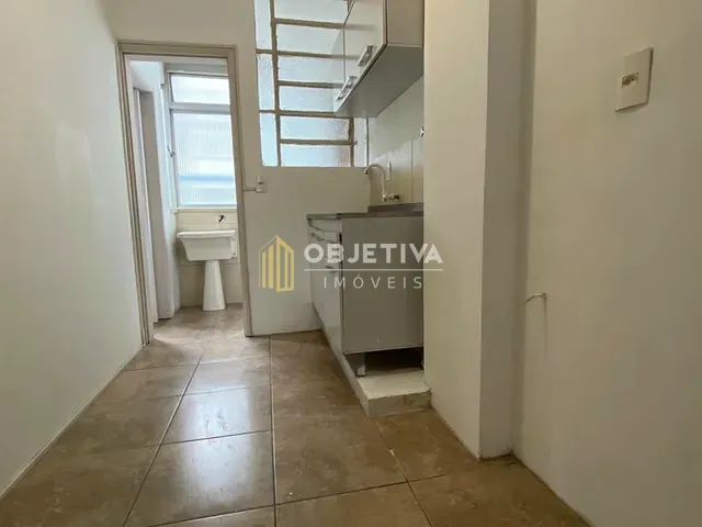 Apartamento 2 quartos e 2 banheiros, à venda, no bairro Centro Histórico em Porto Alegre