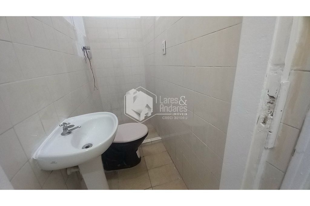 Casa à venda com 3 quartos, 92m² - Foto 14