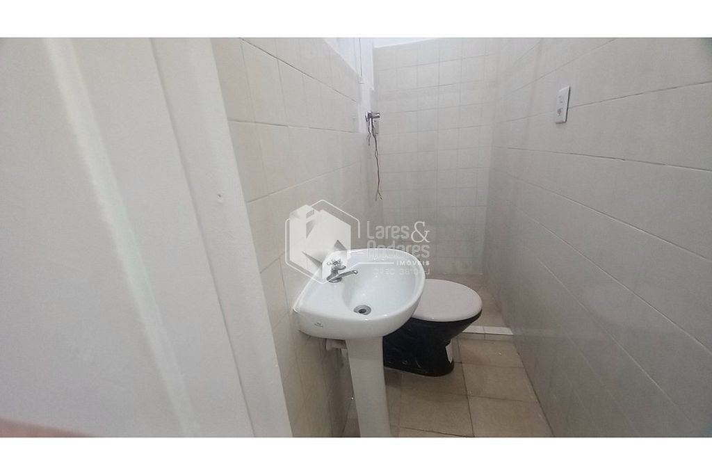 Casa à venda com 3 quartos, 92m² - Foto 16