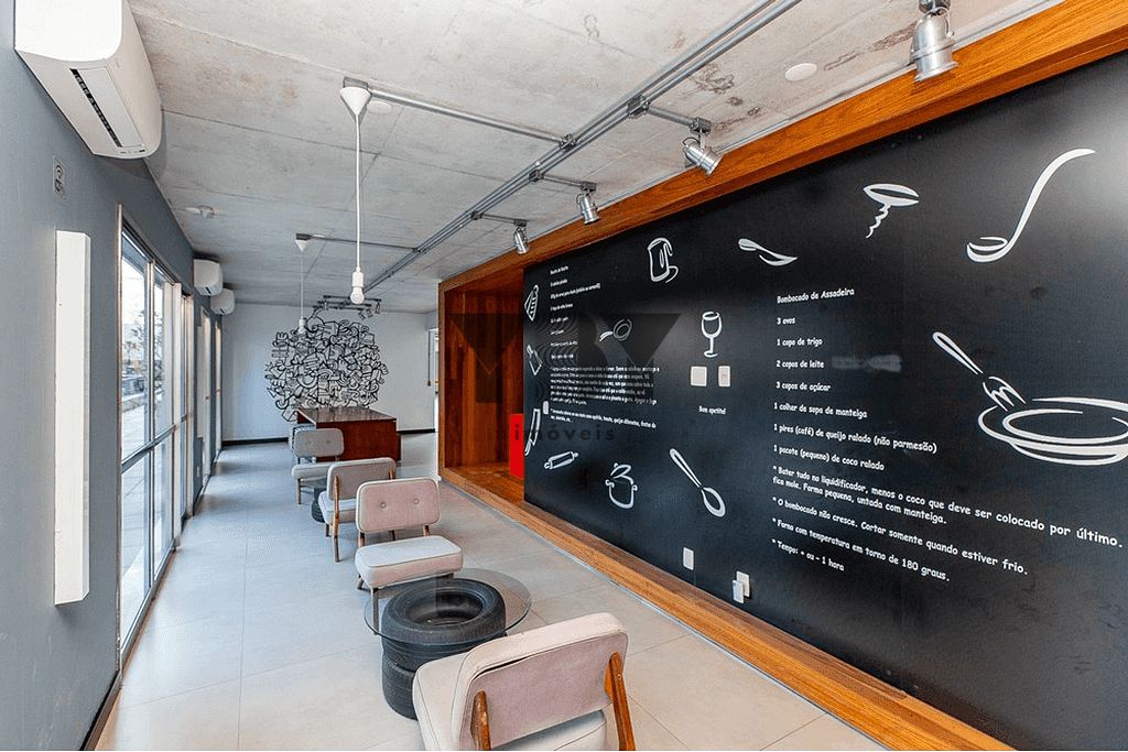 Apartamento à venda com 2 quartos, 70m² - Foto 13