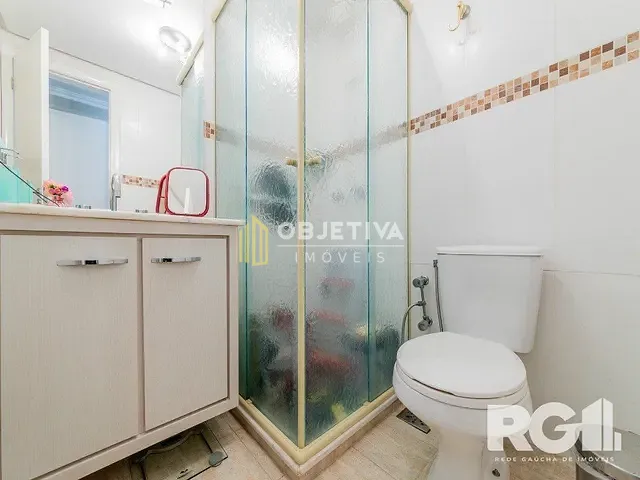 Casa 4 quartos e 6 banheiros, à venda, no bairro Jardim Carvalho em Porto Alegre