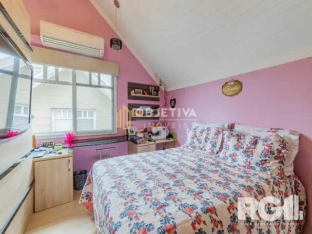 Casa 4 quartos e 6 banheiros, à venda, no bairro Jardim Carvalho em Porto Alegre