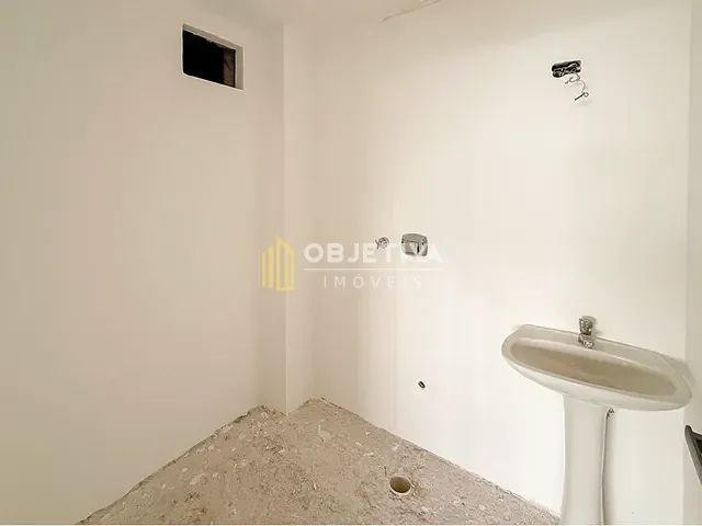 Sala à venda, no bairro Centro em Canoas