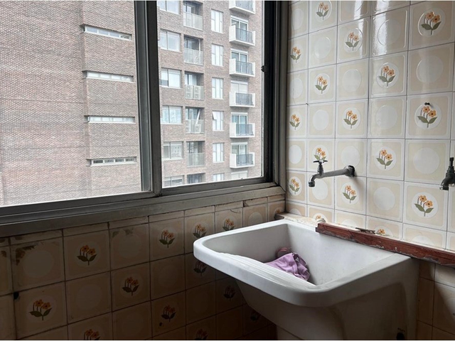 Foto do Apartamento - Apartamento à venda 3 Quartos 1 Suite 2 Vagas 107M² Itaim Bibi São Paulo - SP | Lares e Andares Imóveis