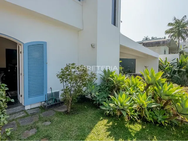 Casa 4 quartos e 5 banheiros, à venda, no bairro Real Parque em São Paulo