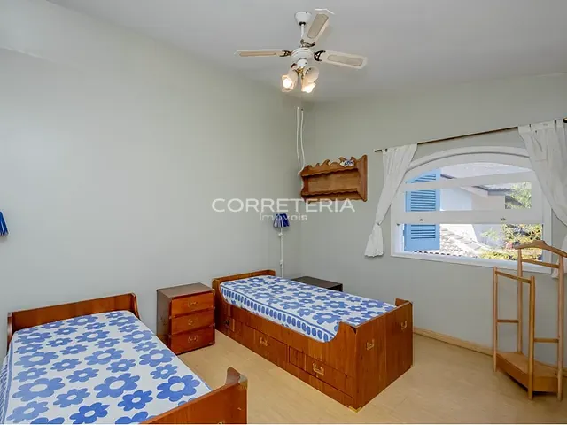 Casa 4 quartos e 5 banheiros, à venda, no bairro Real Parque em São Paulo