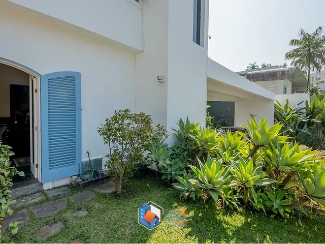 Casa 4 quartos e 5 banheiros, à venda, no bairro Real Parque em São Paulo