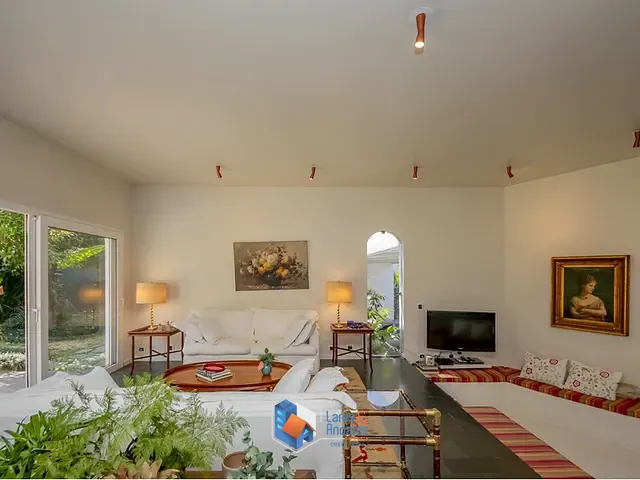 Casa 4 quartos e 5 banheiros, à venda, no bairro Real Parque em São Paulo