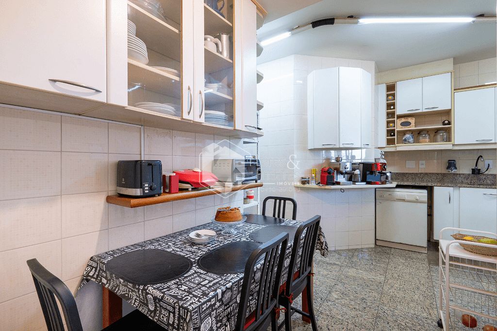 Apartamento à venda com 4 quartos, 225m² - Foto 71