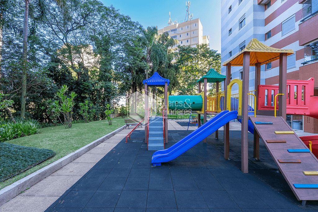 Apartamento à venda com 4 quartos, 225m² - Foto 11