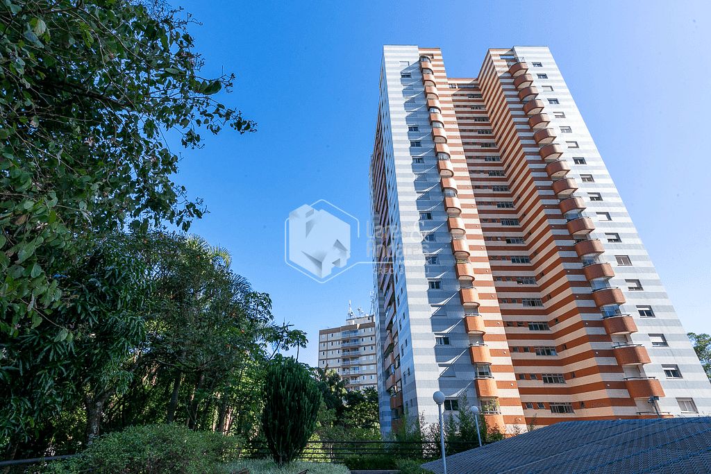 Apartamento à venda com 4 quartos, 225m² - Foto 7