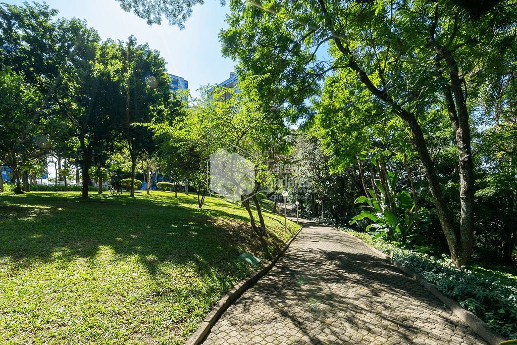 Apartamento à venda com 4 quartos, 225m² - Foto 5