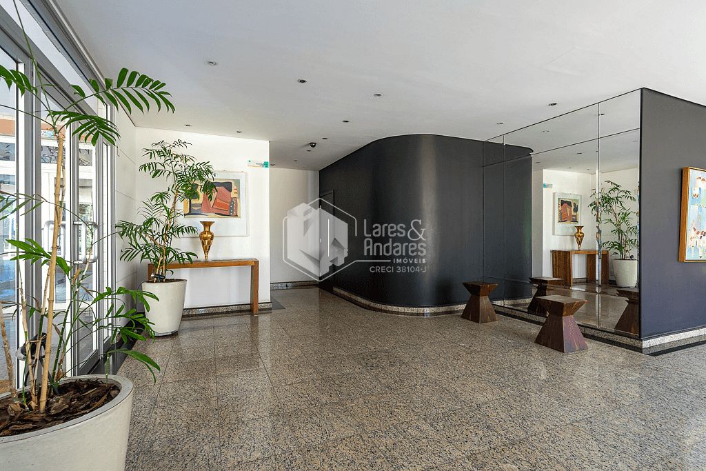 Apartamento à venda com 4 quartos, 225m² - Foto 35