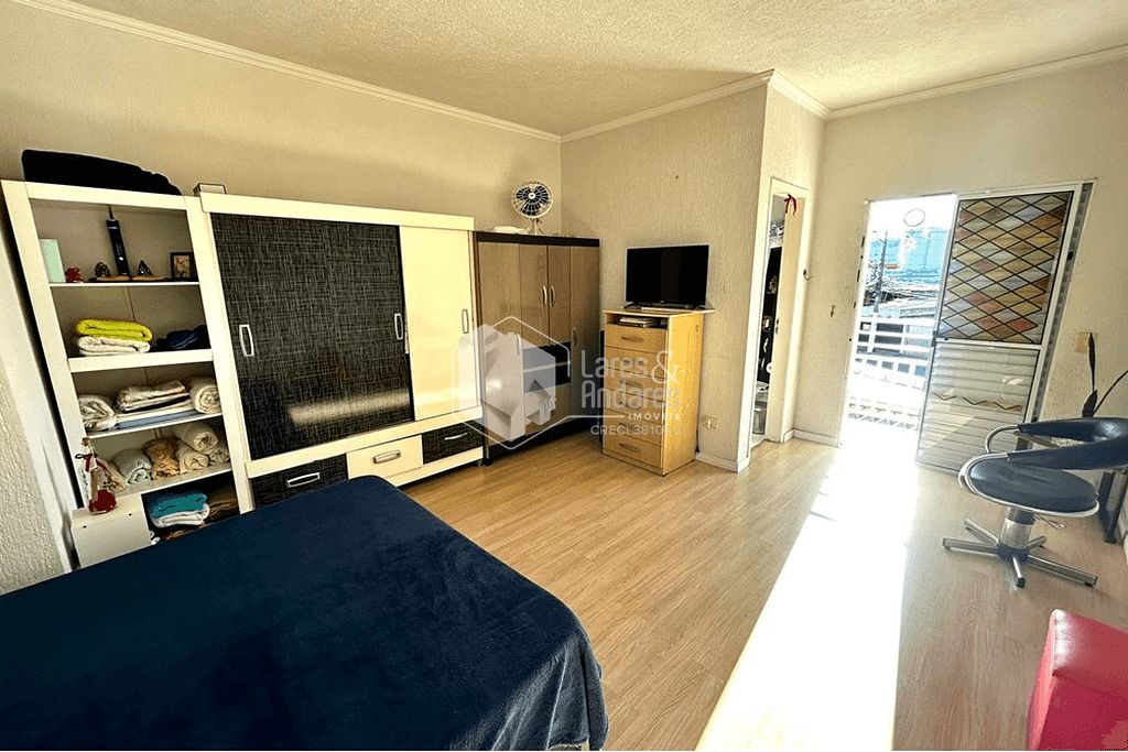 Casa à venda com 2 quartos, 84m² - Foto 15
