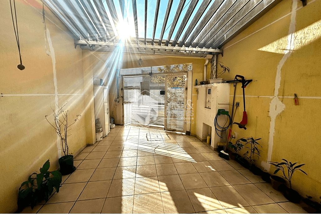 Casa à venda com 2 quartos, 84m² - Foto 5