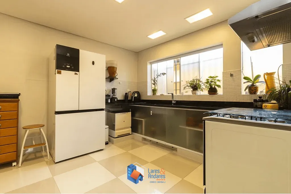 Casa, 3 quartos, 310 m² - Foto 34