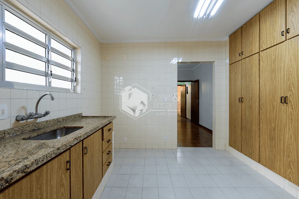 Casa à venda com 3 quartos, 134m² - Foto 7