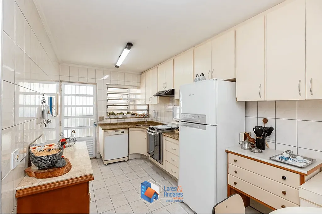 Casa, 3 quartos, 220 m² - Foto 19