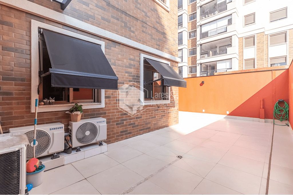 Apartamento à venda com 2 quartos, 139m² - Foto 2