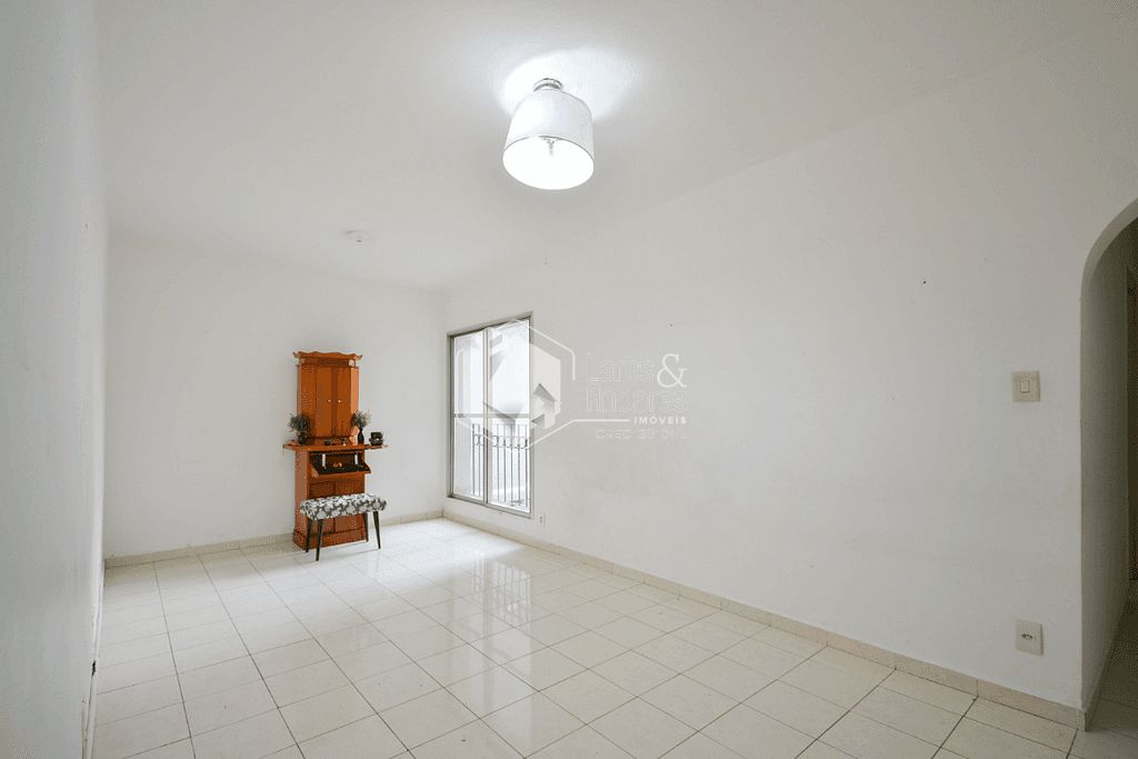Apartamento à venda com 2 quartos, 73m² - Foto 1