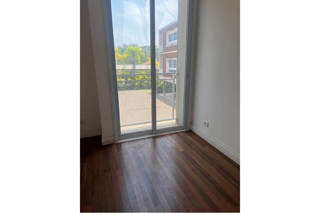 Casa em Condomínio à venda 4 Quartos 4 Suites 3 Vagas 320M² Real Parque São Paulo - SP