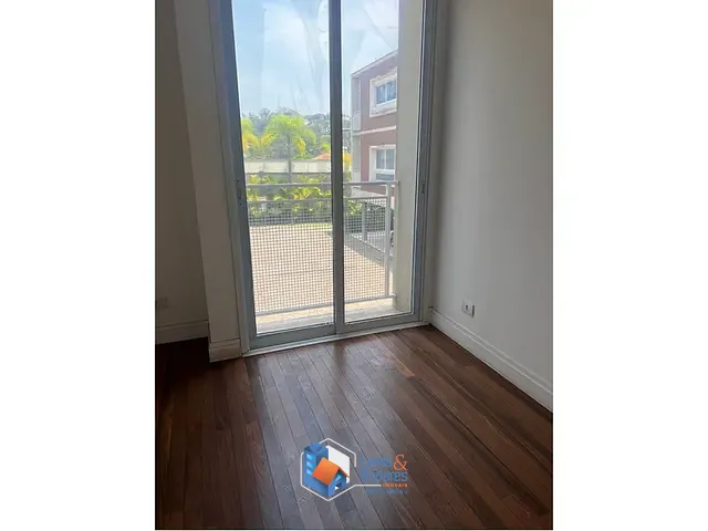 Casa 4 quartos e 7 banheiros, à venda, no bairro Real Parque em São Paulo