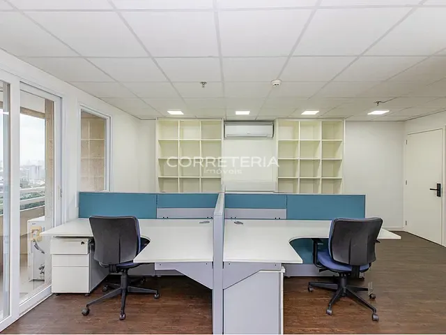 Sala à venda, no bairro Várzea da Barra Funda em São Paulo