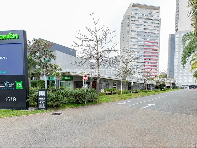 Sala à venda, no bairro Várzea da Barra Funda em São Paulo