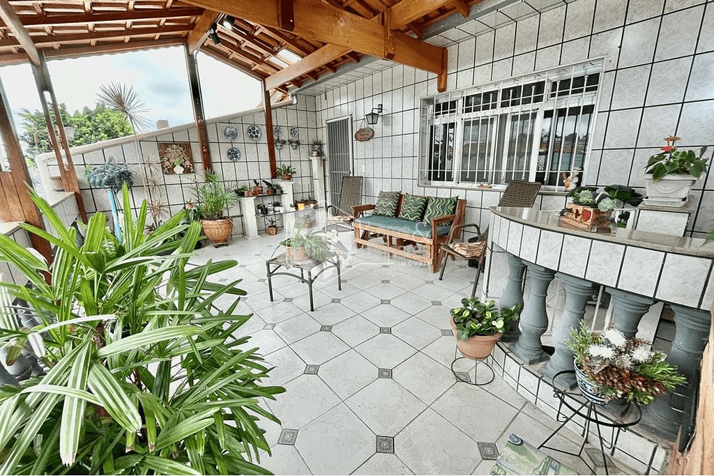 Casa à venda com 5 quartos, 309m² - Foto 25