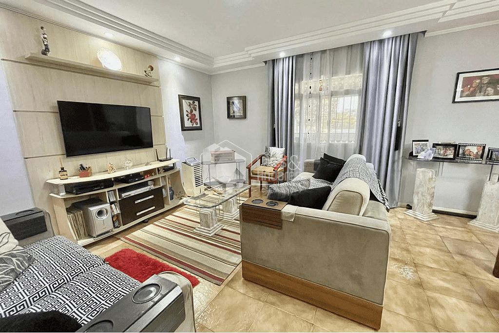 Casa à venda com 5 quartos, 309m² - Foto 29