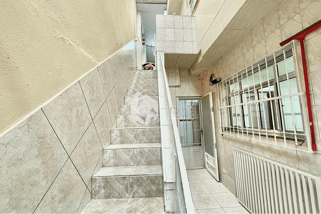 Casa à venda com 5 quartos, 309m² - Foto 3