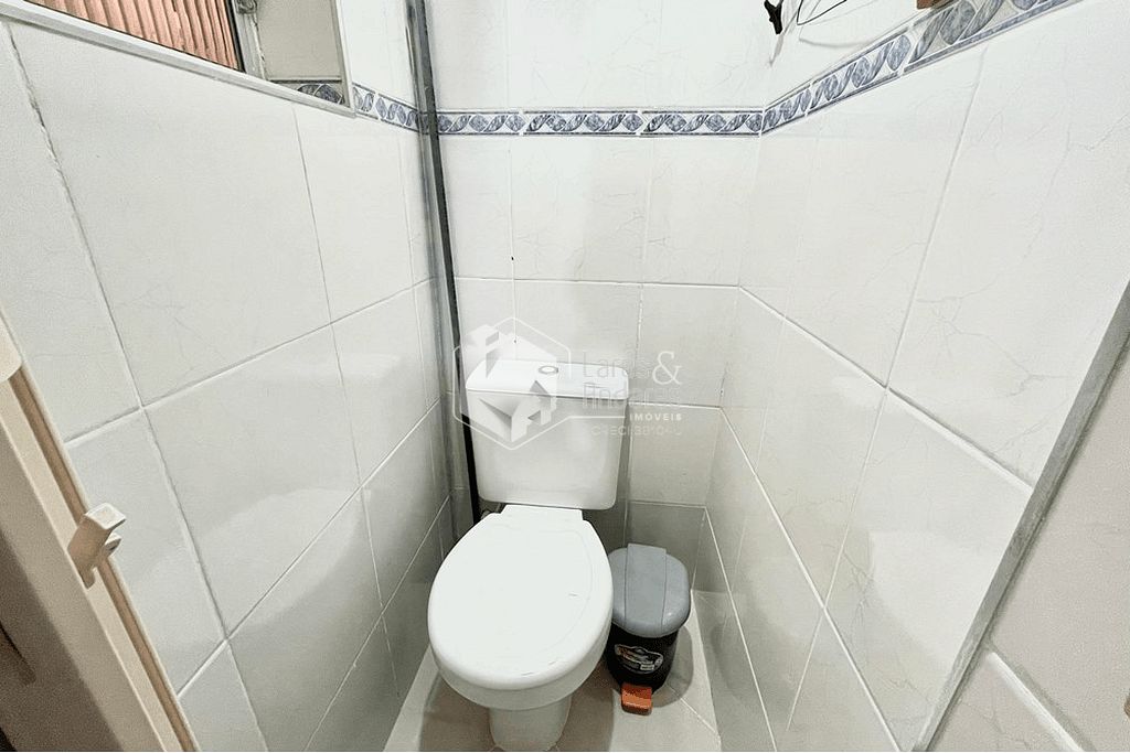 Casa à venda com 5 quartos, 309m² - Foto 5