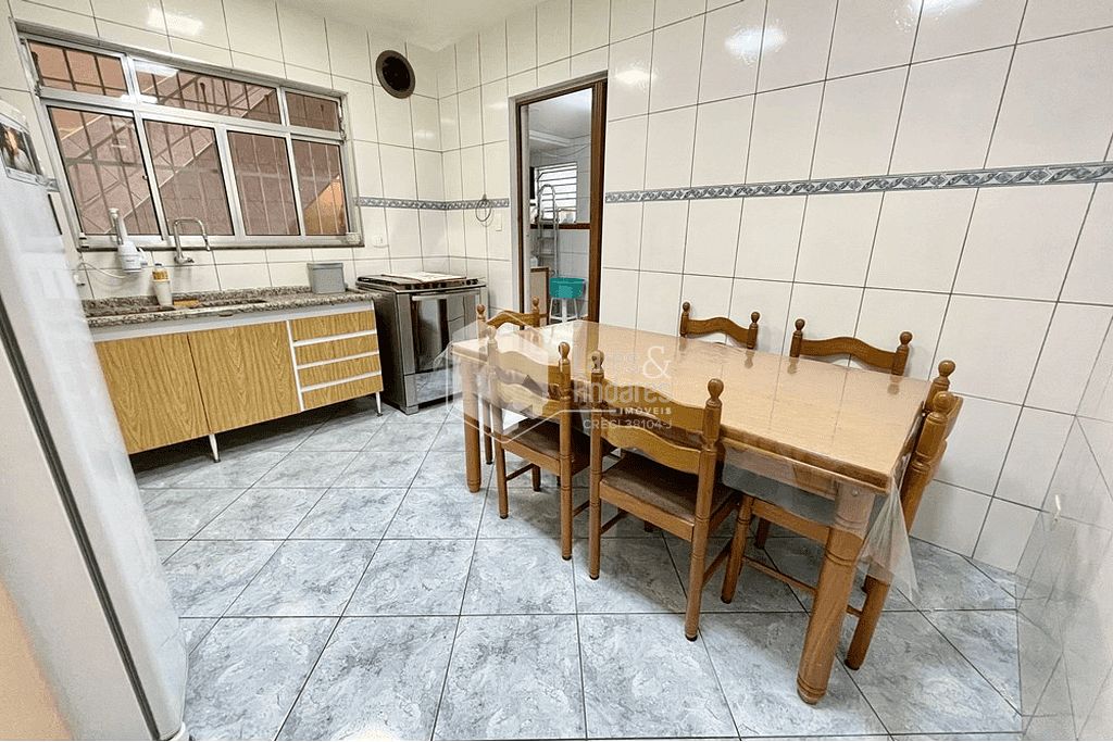 Casa à venda com 5 quartos, 309m² - Foto 8