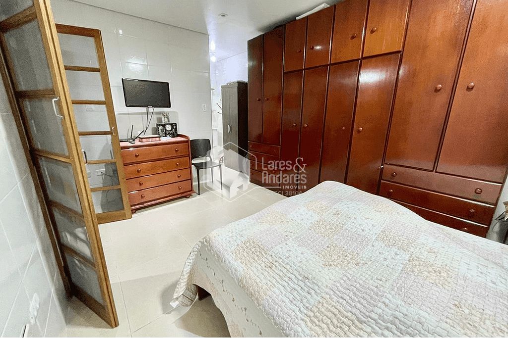 Casa à venda com 5 quartos, 309m² - Foto 10